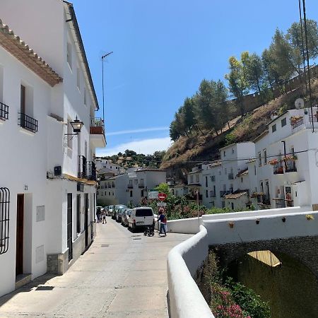 Casa Cueva El Puente Villa Setenil De Las Bodegas Exterior photo